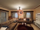 NADİR RESTORASYON FIRSATI: 1.227 M2 ARSA ÜZERİNDE GENİŞ MÜSTAKİL EV
