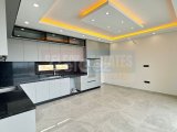 ESENTEPE'DE DENİZ MANZARALI 200m2 LÜKS MÜSTAKİL VİLLA