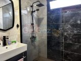 Alsancak'ta Denize Komşu Prestijli Villa
