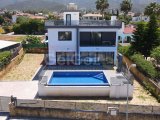 HAVUZLU & BODRUMLU LÜKS VİLLA