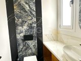 Girne'de 4 Yatak Odalı Lüks Denize Sıfır Villa