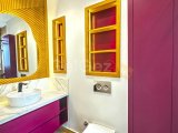 Girne'de 4 Yatak Odalı Lüks Denize Sıfır Villa