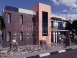 Karşıyaka'da Havuzlu Lüks Müstakil Villa