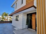 DEĞERİNDE ORTAK HAVUZ, ÖZEL ÇATI TERASI VE PLAJA YAKIN. YENİ BOĞAZİÇİ'NDE ULTRA MODERN 3 YATAK ODALI, 3 BANYOLU VİLLA