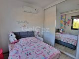 DEĞERİNDE ORTAK HAVUZ, ÖZEL ÇATI TERASI VE PLAJA YAKIN. YENİ BOĞAZİÇİ'NDE ULTRA MODERN 3 YATAK ODALI, 3 BANYOLU VİLLA
