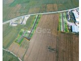 GEÇİTKALE'DE 520M2 İLE 733M2 ARASINDAKİ ARSALARIN FİYATLARI 59.900£'DAN BAŞLIYOR.