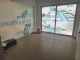 Yenibogaziçi'de 140 m²'lik Mülkiyet Hakkına Sahip Dükkan