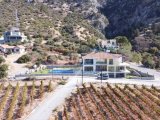 DOĞA İLE İÇ İÇE - Yeşiltepe'de Ultra Lüks Villa