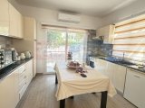 Manzaralı Havuzlu Villa
