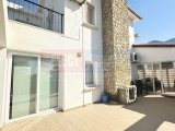 Manzaralı Havuzlu Villa