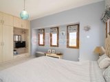 Havuzlu Lüks Villa - Esentepe