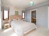 Havuzlu Lüks Villa - Esentepe