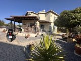 Havuzlu Villa - Tasınmaya hazır