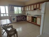 Gazimağusa'da Eşyalı 3+1 Kiralık Daire - Şehir Manzarası ve Balkonlu