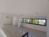 Gazimağusa Merkez'de Şehir Manzaralı Kiralık Dükkan TİCARİ İZİNLİ