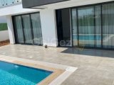 Gazimağusa' YENİBOĞAZİÇİ ,NDE Özel Havuzlu 3+1 Eşyalı Villa Kiralık!