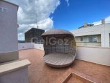 BAFRA'DA YENİLENMİŞ 2 YATAK ODALI, ÖZEL ÇATI TERASLI, 1974 ÖNCESİ TÜRK TAPULU PENTHOUSE DAİRE