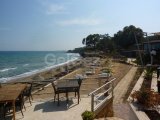 ÖZEL BİR REZİDANS ÜZERİNDE, OTEL STİLİ TESİSLERİ İLE ZEMİN KAT 2 YATAKLI DAİRELER
