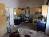 Gazimağusa Geçitkale'de Efsanevi Müstakil Ev - Harika Bahçesi ile Satılık!