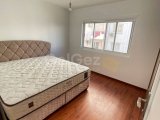 Gazimağusa Gülseren'de Şehir ve Doğa Manzaralı Eşyalı TÜRK KOÇANLI 3+1 Daire