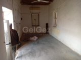 SERDARLI DA KÖY İÇİ SATILIK KERPİÇ EV BAHÇELİ