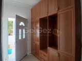 Gazimağusa Yeni Boğaziçi'nde Eşyalı 3+1 Daire Kiralık - Bahçe ve Otopark İmkanıyla