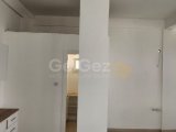 Gazimağusa Yeni Boğaziçi'nde Otoparklı Kiralık Dükkan Fırsatı