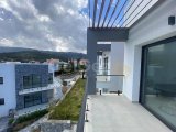 ZARİFLİK VE ÇEKİCİLİK, 3 YATAK ODASI 2 BANYOLU DENİZ VE DAĞ MANZARALI PENTHOUSE - BAHÇELİ