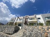 ZARİFLİK VE ÇEKİCİLİK, 3 YATAK ODASI 2 BANYOLU DENİZ VE DAĞ MANZARALI PENTHOUSE - BAHÇELİ