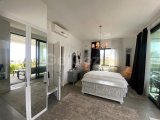 ESENTEPE'DE DENİZ MANZARALI VE SİTESİ İÇERİSİNDE İMKANLARA SAHİP 170 m2 3 YATAK ODALI 2 BANYOLU MUHTEŞEM DAİRE