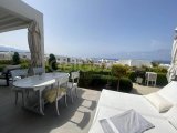 ESENTEPE'DE DENİZ MANZARALI VE SİTESİ İÇERİSİNDE İMKANLARA SAHİP 170 m2 3 YATAK ODALI 2 BANYOLU MUHTEŞEM DAİRE