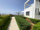 ESENTEPE'DE DENİZ MANZARALI VE SİTESİ İÇERİSİNDE İMKANLARA SAHİP 170 m2 3 YATAK ODALI 2 BANYOLU MUHTEŞEM DAİRE
