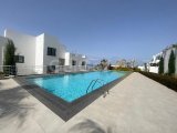 ESENTEPE'DE DENİZ MANZARALI VE SİTESİ İÇERİSİNDE İMKANLARA SAHİP 170 m2 3 YATAK ODALI 2 BANYOLU MUHTEŞEM DAİRE