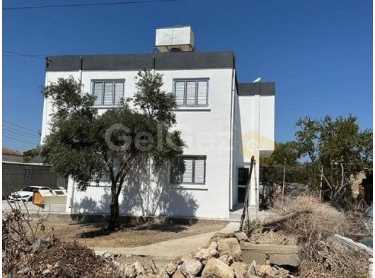 Gazimağusa Sütlüce'de 3+1 Müstakil Ev: Bahçe ve Teras Keyfi ile Satılık!