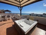 Bafra'da Özel Çatı Teraslı +Jakuzili 2 Yataklı Penthouse Daire
