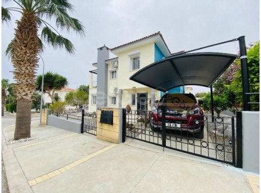 Bogaz/İskele'de Özel Havuzlu Sevimli 3 Yatak Odalı Müstakil Villa