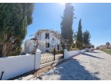 Kumyalı'da Plaja 150 Metre Uzaklıkta 3 Yataklı Özel Havuzlu Villa