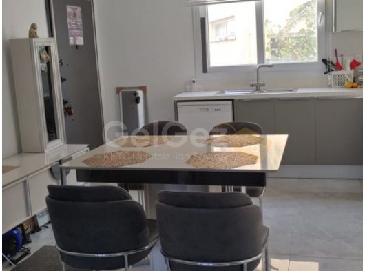 İskele Long Beach'te Deniz Manzaralı Eşyalı 2+1 Daire!