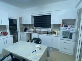 Gazimağusa Karakol'da 3+1 Ful Eşyalı Daire - Şehir Manzaralı, Otoparklı!