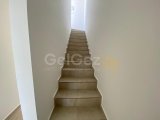 + KDV KÜÇÜK ERENKÖY'DE DENİZE KARŞI SIFIR SÜPER 3 YATAK ODALI DUBLEKS PENTHOUSE