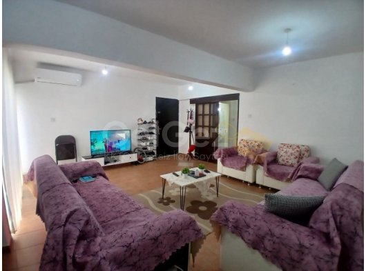 GAZİMAGUSA SAKARYA BÖLGESİNDE SOSYAL KONUTLARDA EŞYALI EŞYASIZ SATILIK 3+1 Daire EŞDEĞER KOÇAN