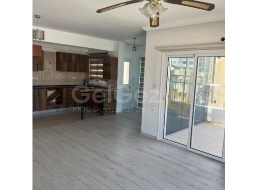 Gazimağusa Merkez'de 135 m² Geniş 3+1 Daire - Satılık Fırsatı!
