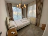 BAHÇELİ'NDE TROPİK STİLİNDE KONUMLANMIŞ, ÖNÜ DENİZ MANZARALI 4 YATAK ODALI BUNGALOV + ÇATI TERRAS VE ÖZEL HAVUZ