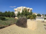 TÜRK KOÇANLI MEHMETÇİK KÖYÜNDE SATILIK FİYAT DÜŞTÜ MODERN HAVUZLU VİLLA