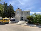 GENİŞ 3 YATAK ODALI YÜZME HAVUZU, ÇATI TERASI VE YAZLIK EVİ OLAN VİLLA - TATLISU