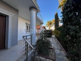 Yeniboğaziçi'nde Denize 600 m² Uzaklıkta 4 Yatak Odası / 3 Banyolu Geniş Müstakil Villa