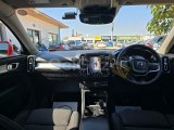VOLVO XC-40 B4