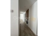 Girne'nin Alsancak bölgesinde konforlu site içerisinde satılık lüks 2+1 daire!