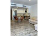 Girne'nin Alsancak bölgesinde konforlu site içerisinde satılık lüks 2+1 daire!