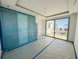 Girne'nin Çatalköy bölgesinde özel havuzlu 4+1 villa!